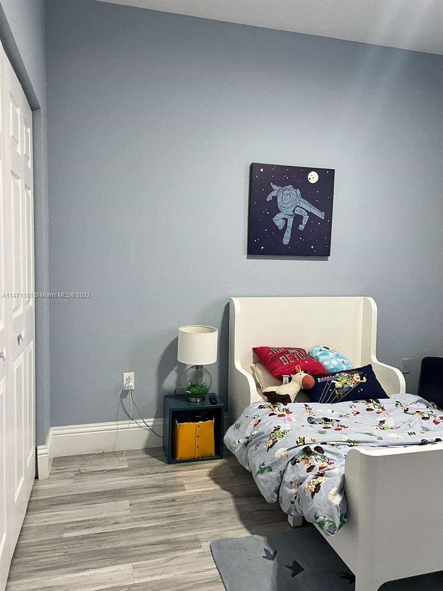 LAKES BY THE BAY FAYE REP - Residential