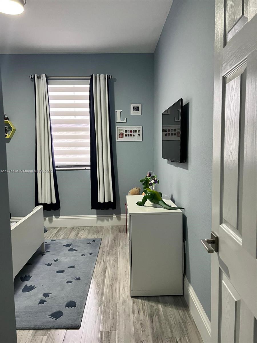 LAKES BY THE BAY FAYE REP - Residential