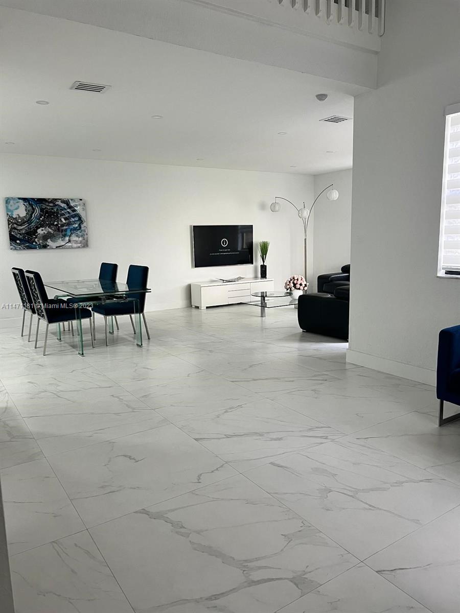 LAKES BY THE BAY FAYE REP - Residential