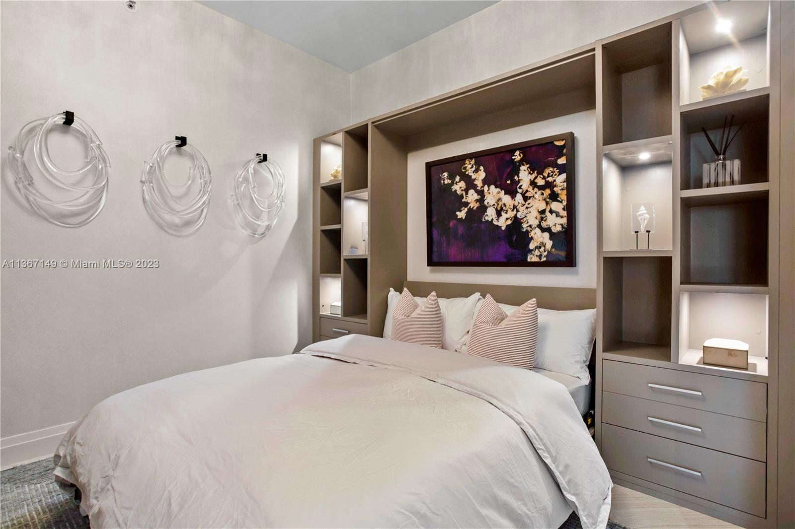 BAL HARBOUR CENTER CONDO - Residential