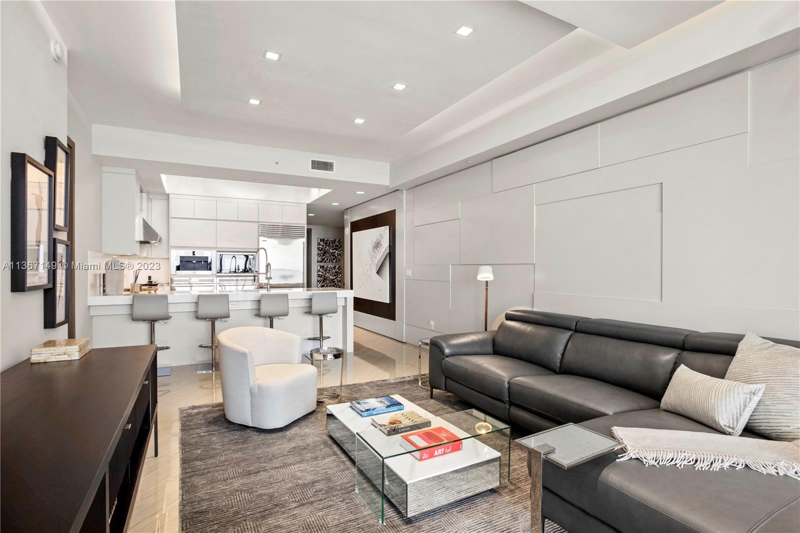 BAL HARBOUR CENTER CONDO - Residential