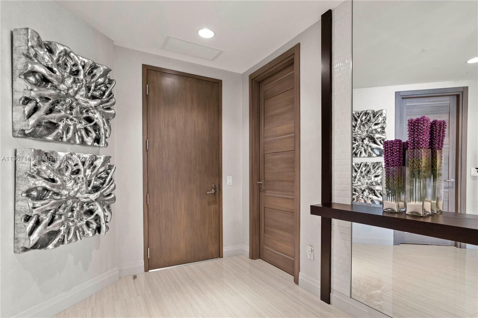 BAL HARBOUR CENTER CONDO - Residential