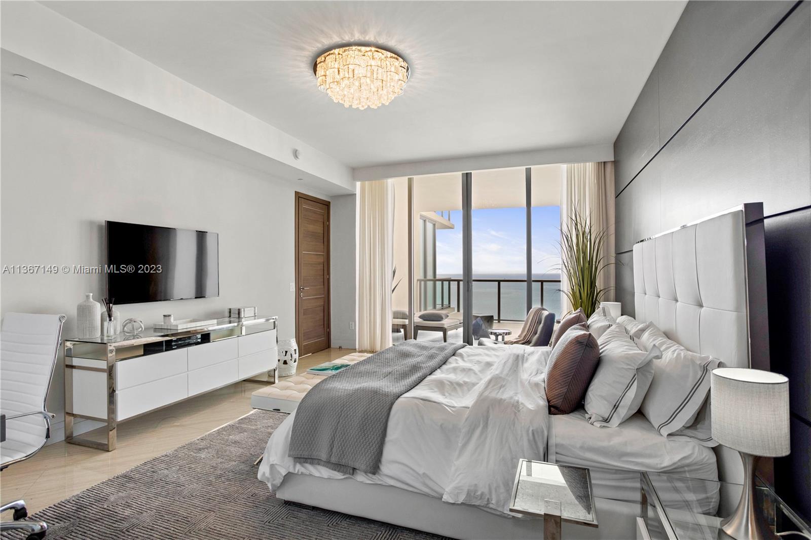 BAL HARBOUR CENTER CONDO - Residential