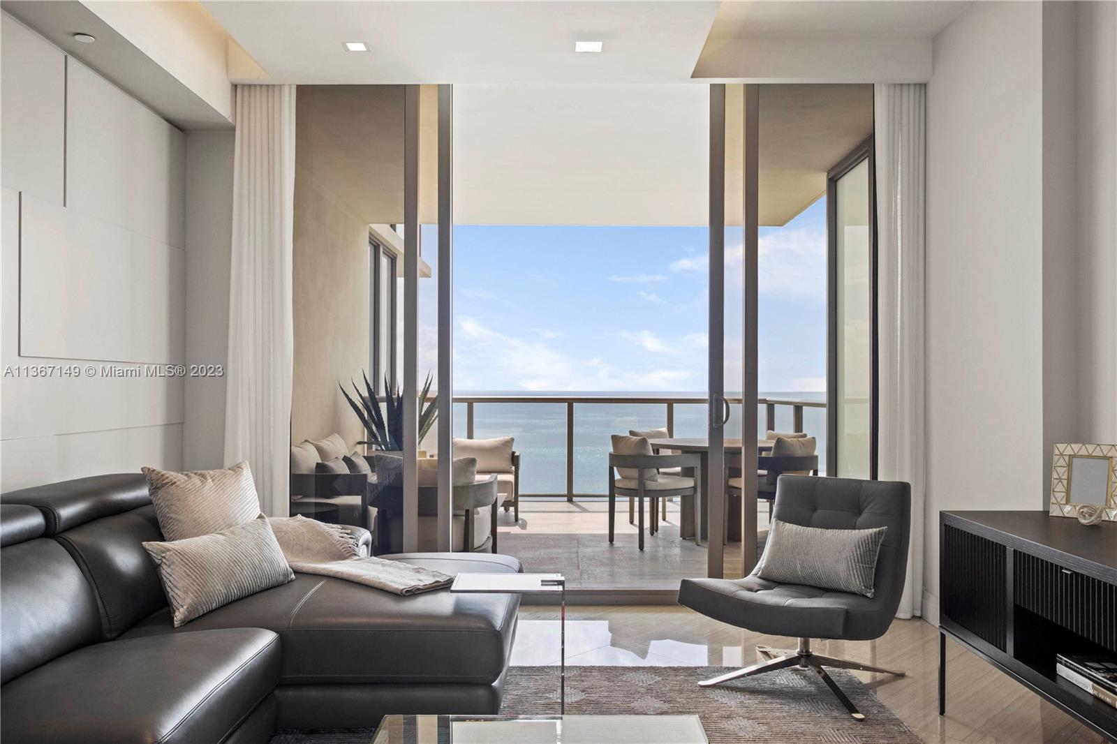 BAL HARBOUR CENTER CONDO - Residential