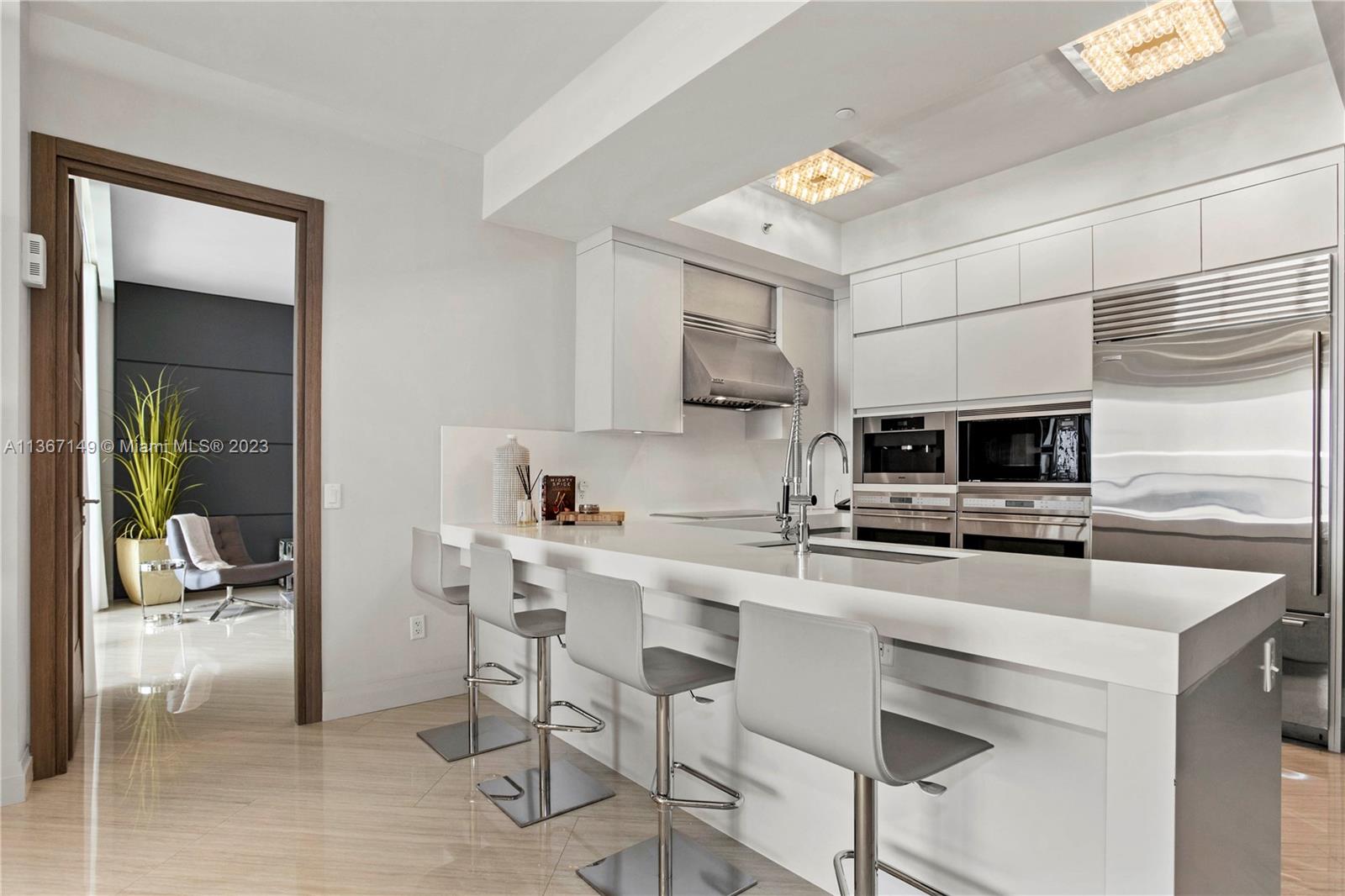 BAL HARBOUR CENTER CONDO - Residential