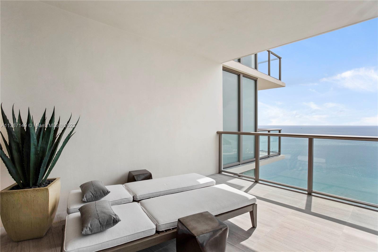 BAL HARBOUR CENTER CONDO - Residential