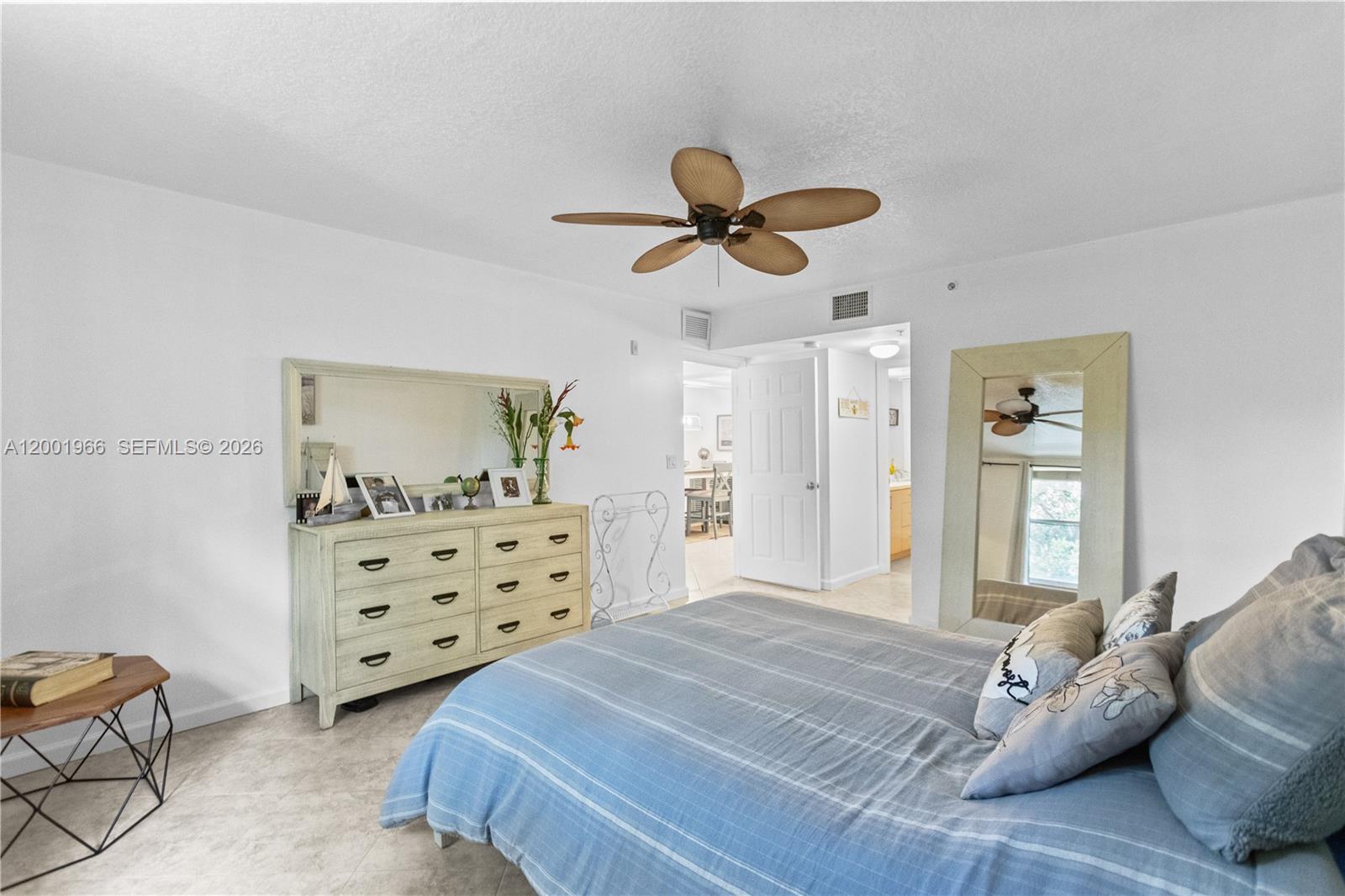 SHERIDAN BEACH CLUB CONDO - Residential