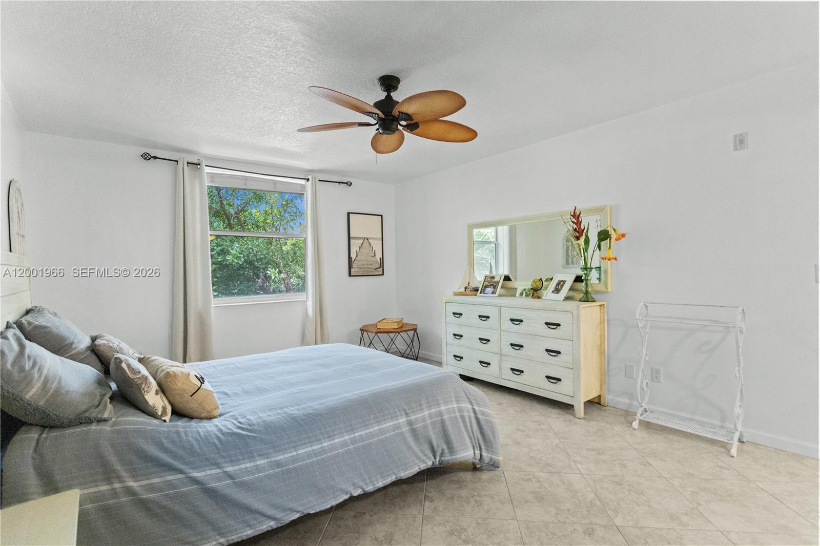 SHERIDAN BEACH CLUB CONDO - Residential