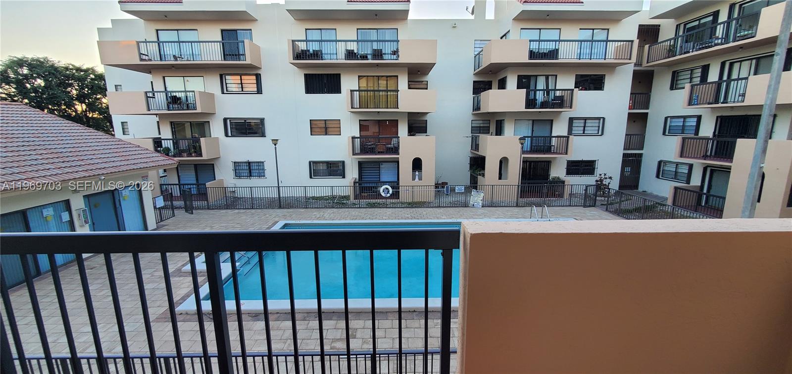 WESTCHESTER POINT CONDO - Residential