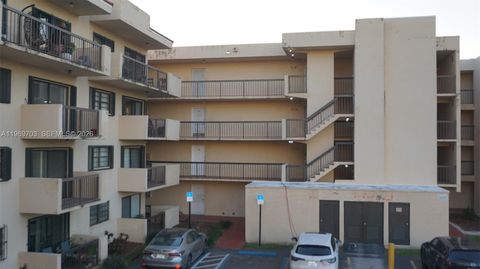 995 SW 84th Ave 218 Miami FL 33144