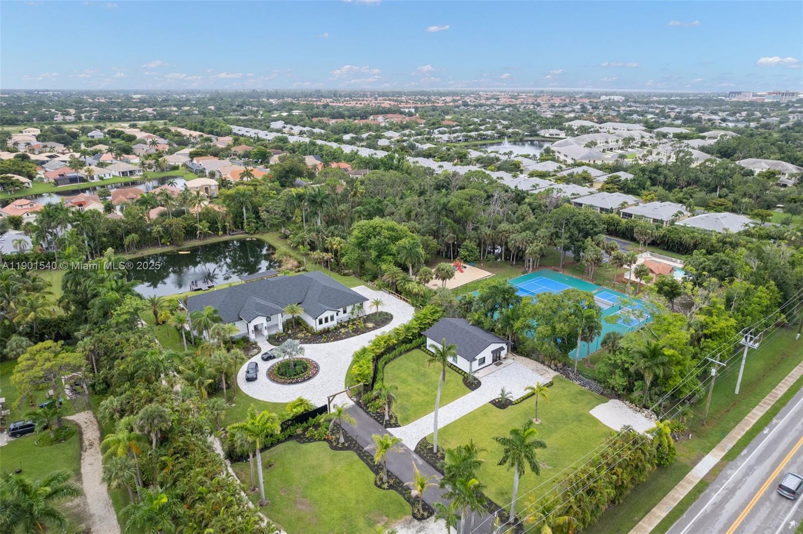 VENETIAN VILLAGE - Residential