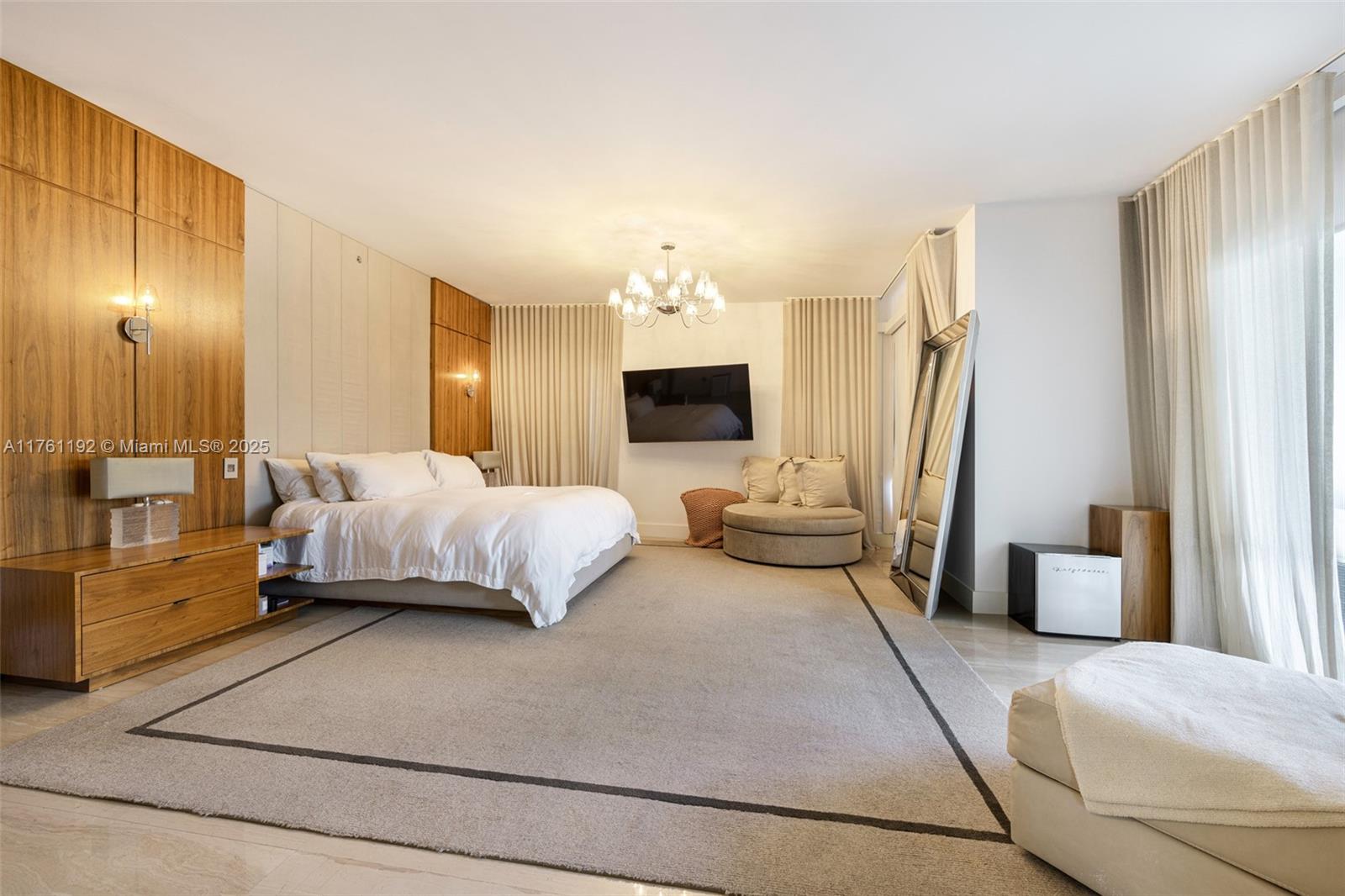 OCEAN HOUSE CONDO - Residential