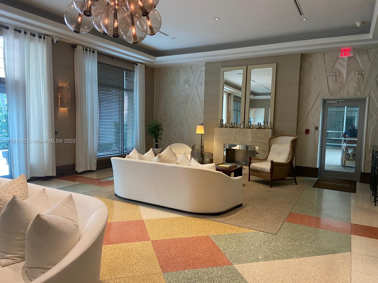 OCEAN HOUSE CONDO - Residential
