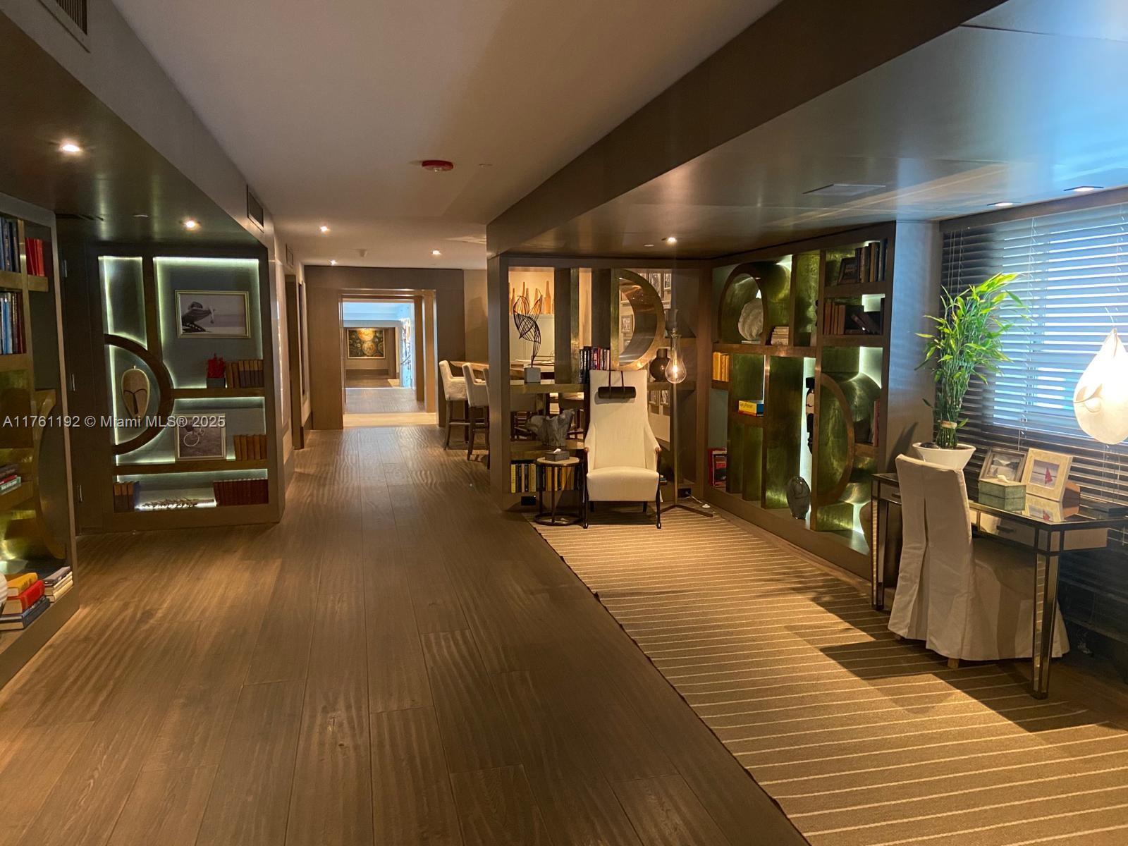 OCEAN HOUSE CONDO - Residential