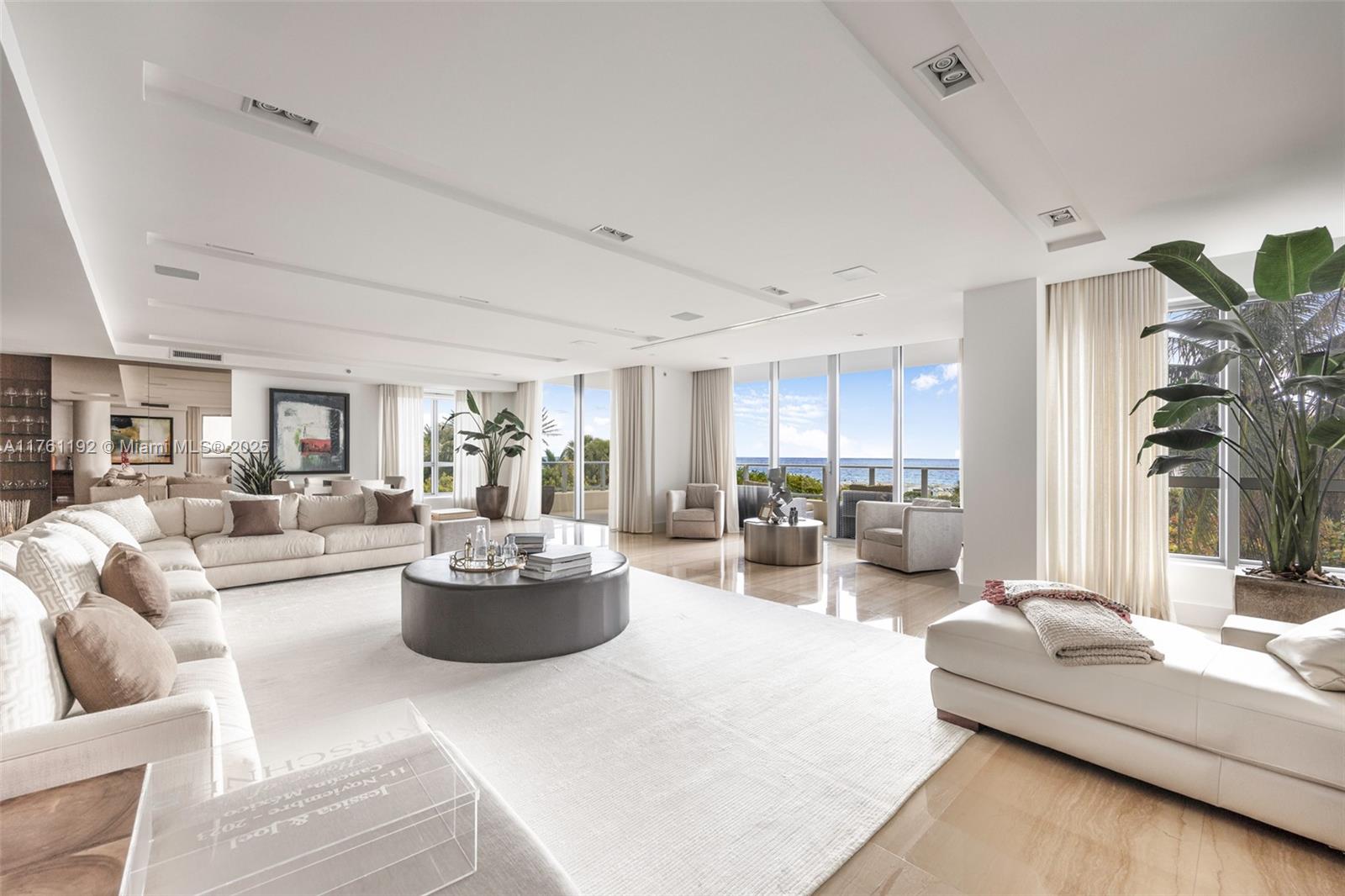 OCEAN HOUSE CONDO - Residential