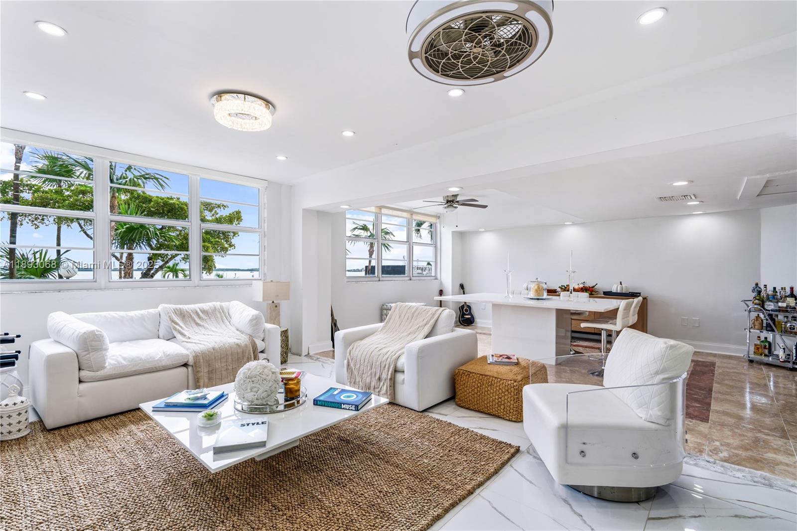 FOUR AMBASSADORS CONDO PH - Residential