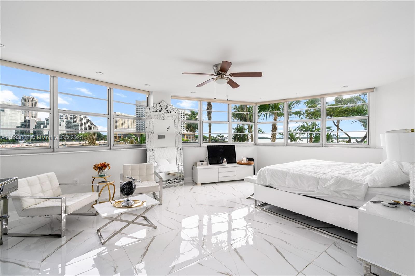 FOUR AMBASSADORS CONDO PH - Residential