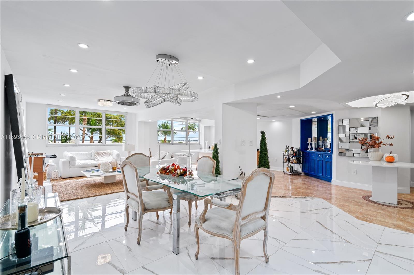 FOUR AMBASSADORS CONDO PH - Residential