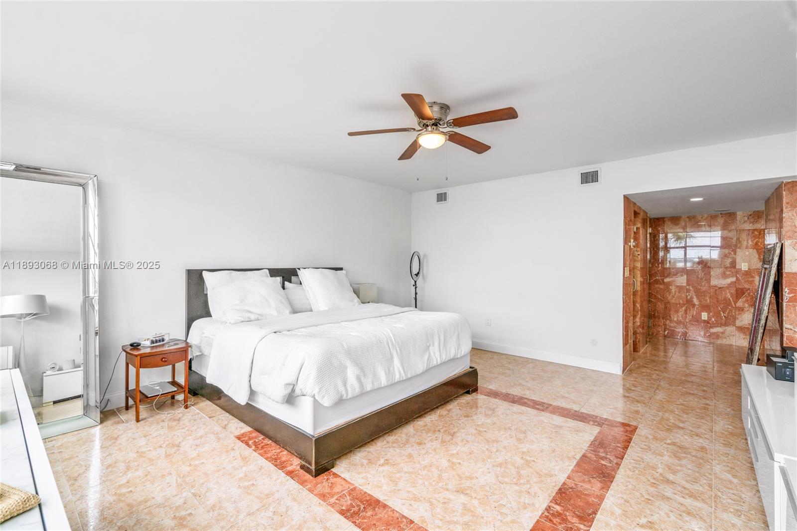 FOUR AMBASSADORS CONDO PH - Residential