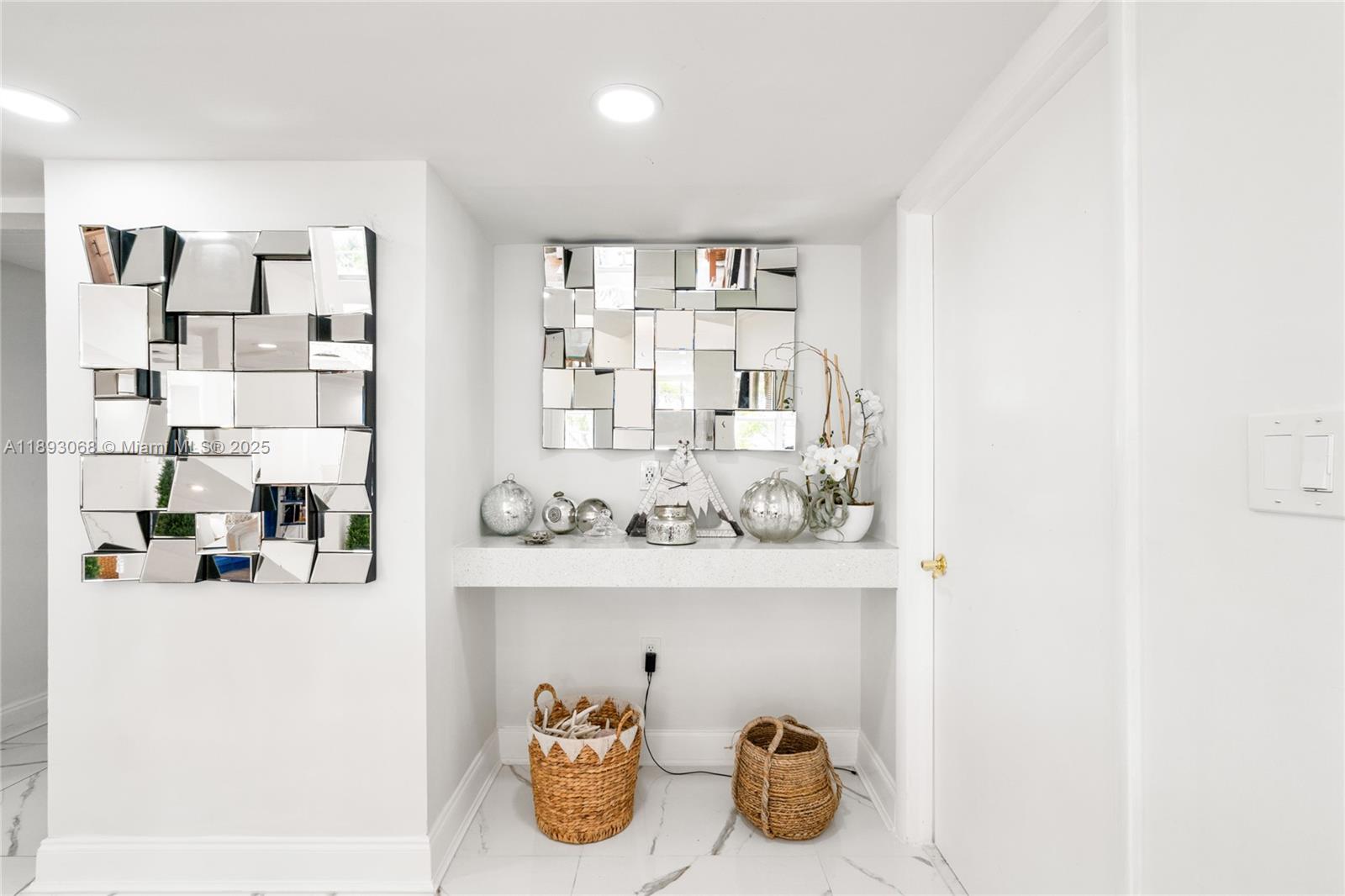 FOUR AMBASSADORS CONDO PH - Residential