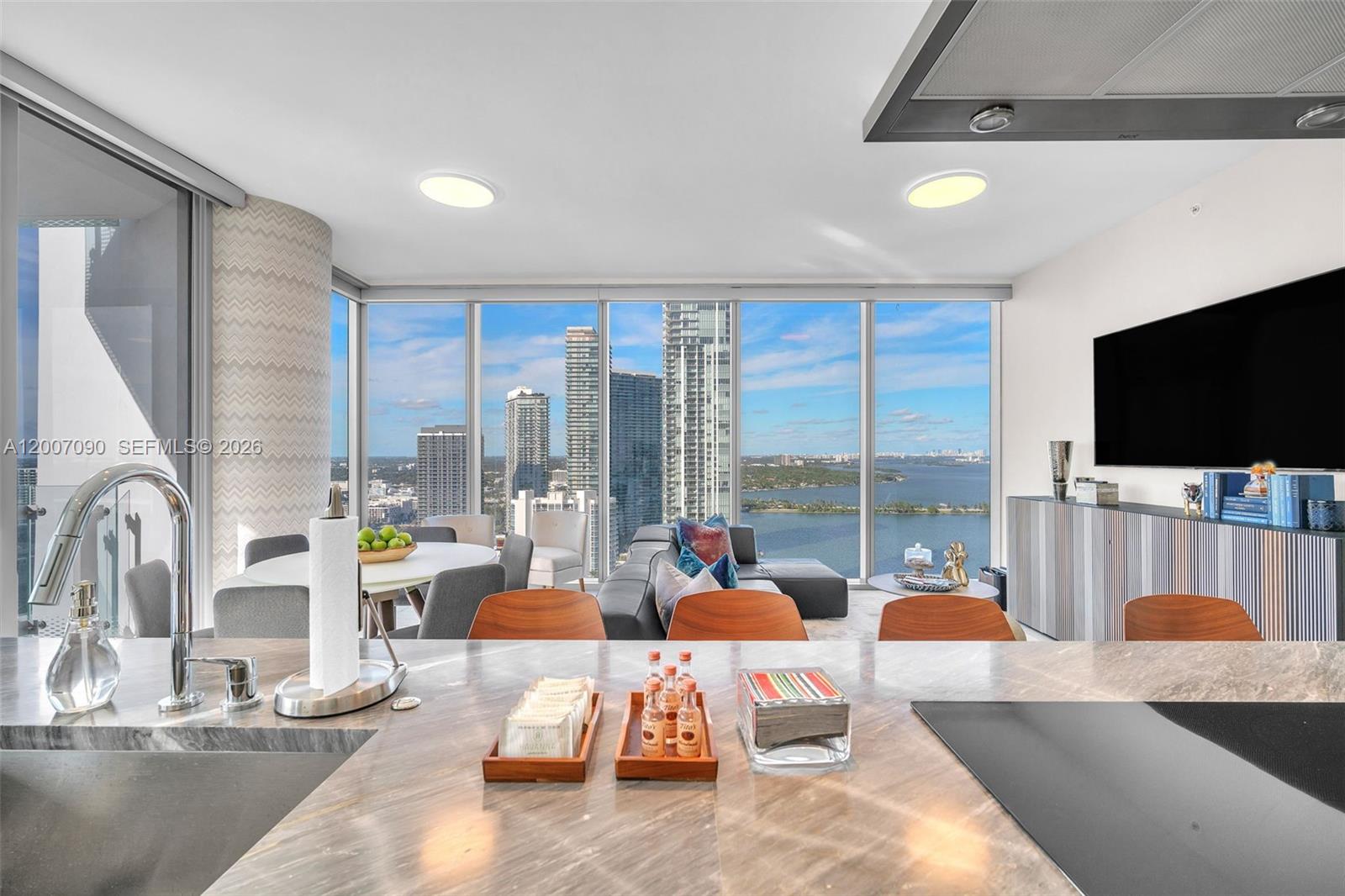 700 NE 26th Ter 2906