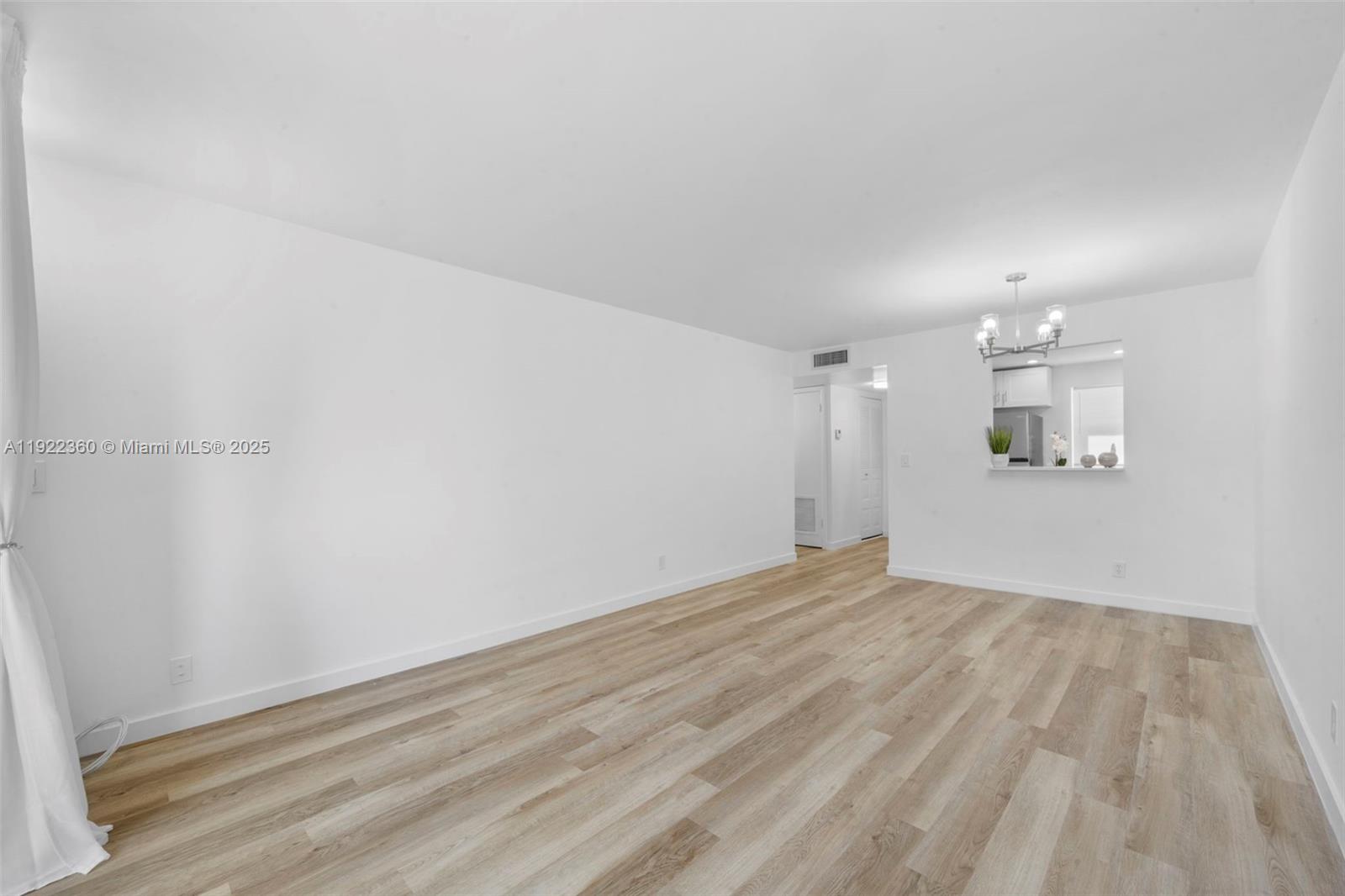 SUNRISE LAKES 120 CONDO - Residential