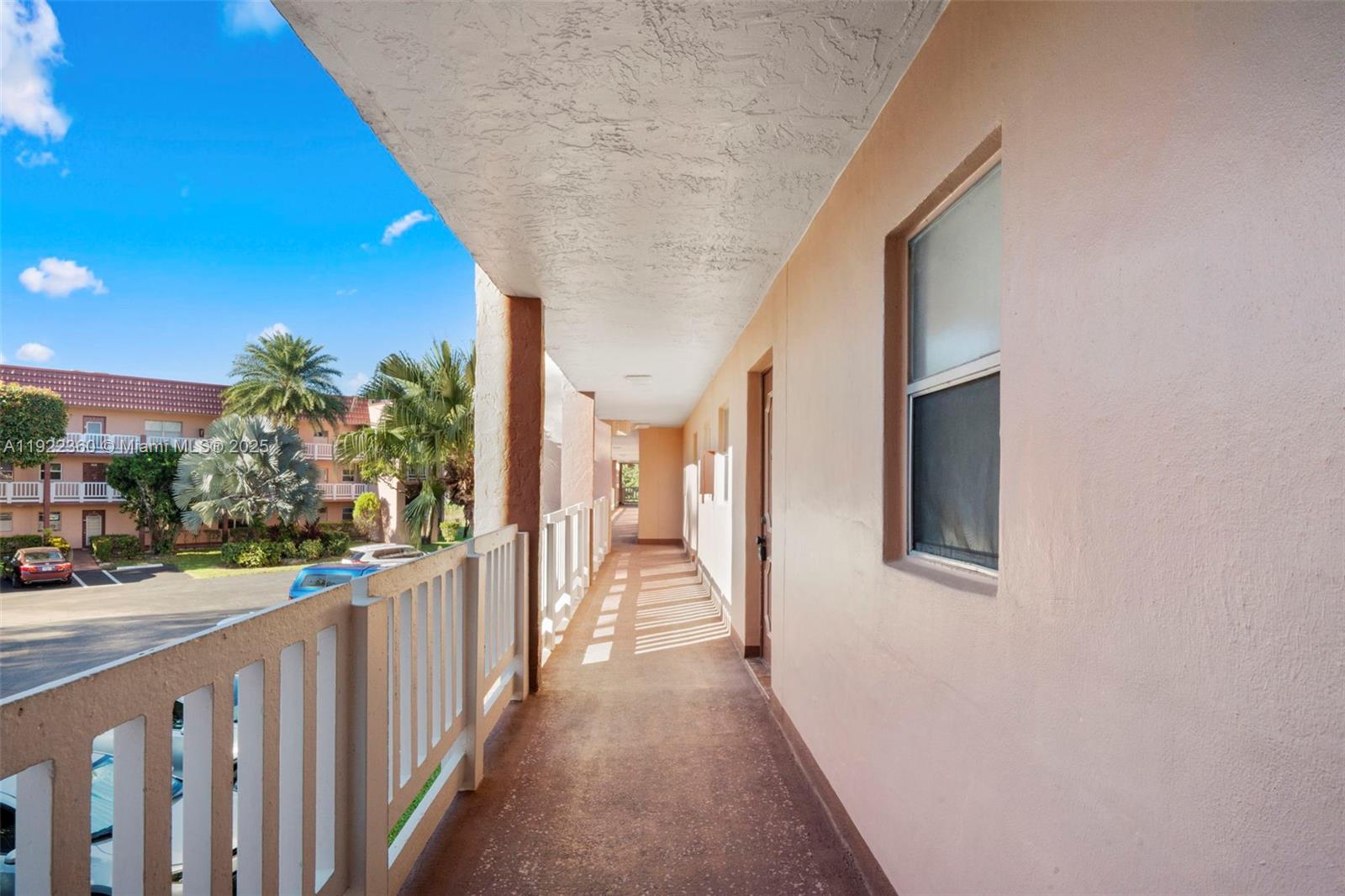 SUNRISE LAKES 120 CONDO - Residential