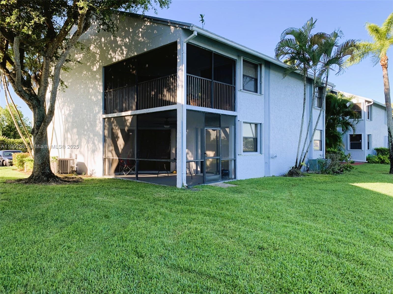 LAKESHORE CONDO 8 - Residential Lease