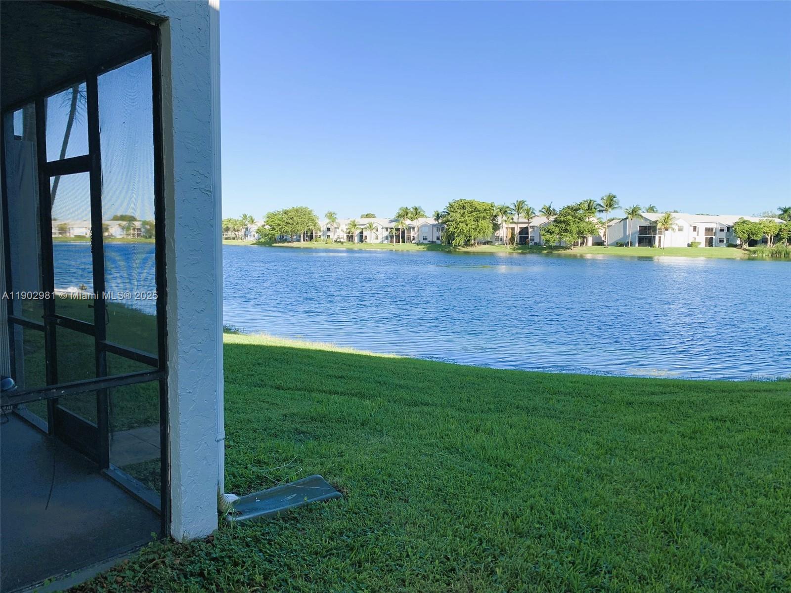 LAKESHORE CONDO 8 - Residential Lease