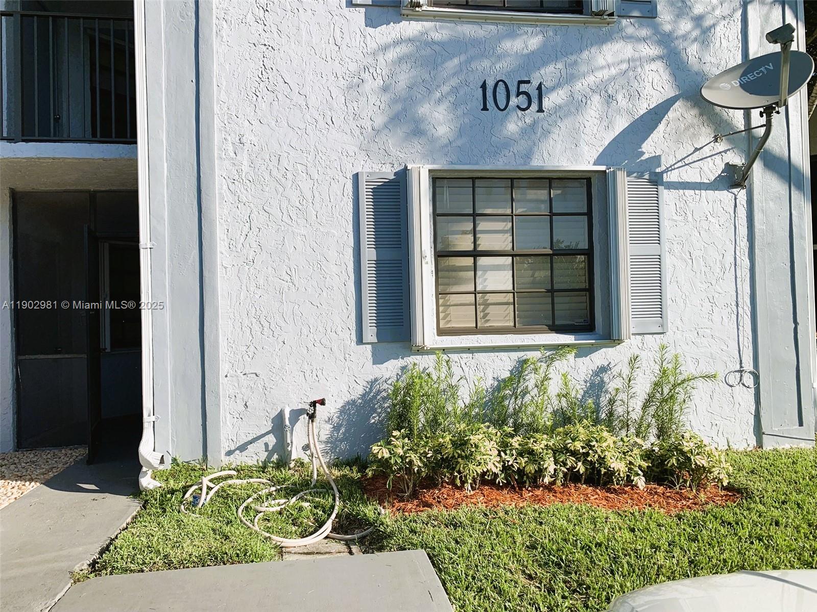 LAKESHORE CONDO 8 - Residential Lease