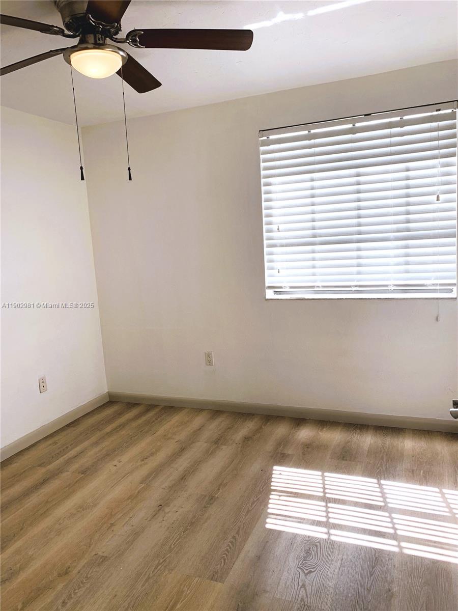 LAKESHORE CONDO 8 - Residential Lease