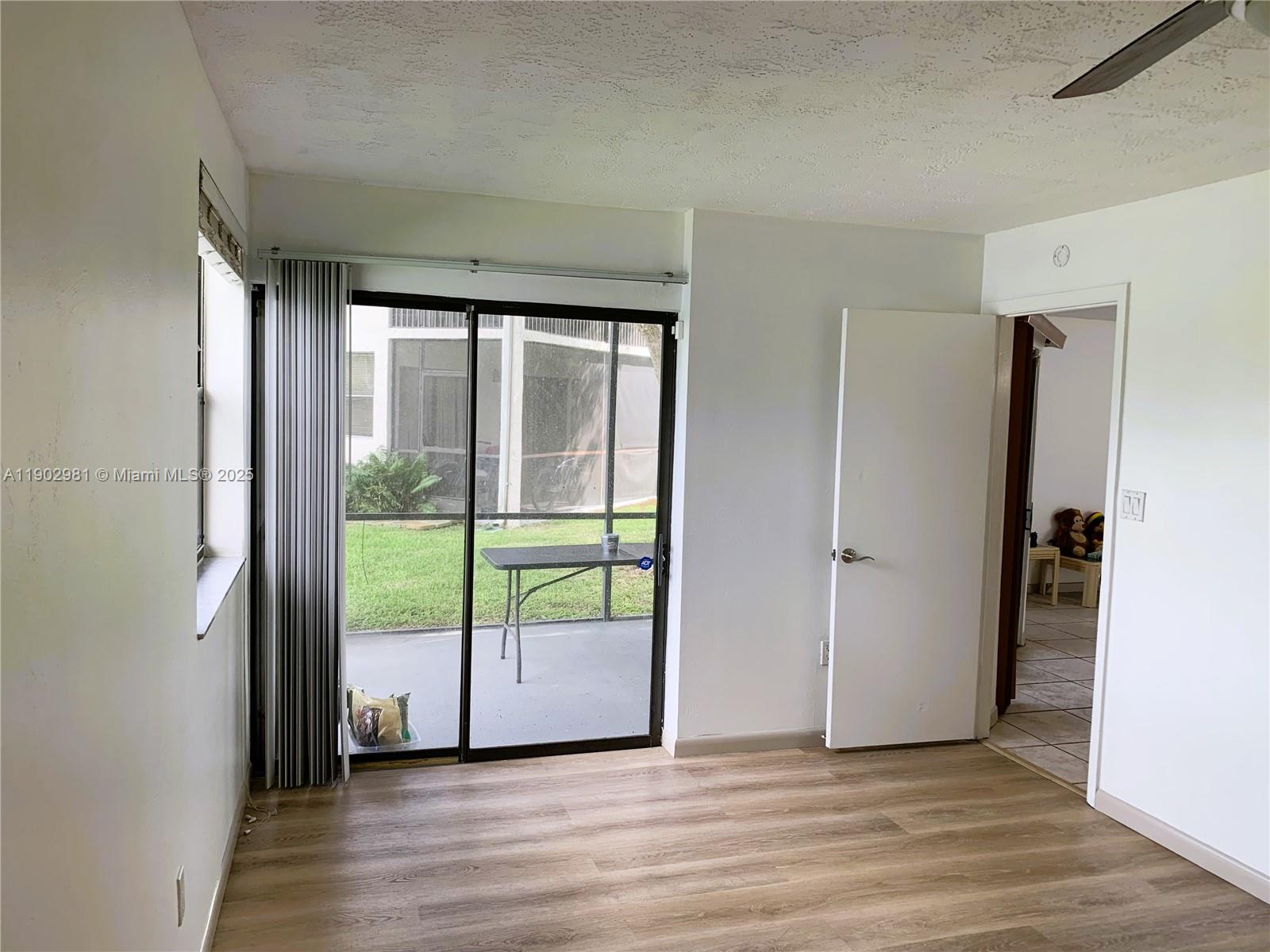 LAKESHORE CONDO 8 - Residential Lease