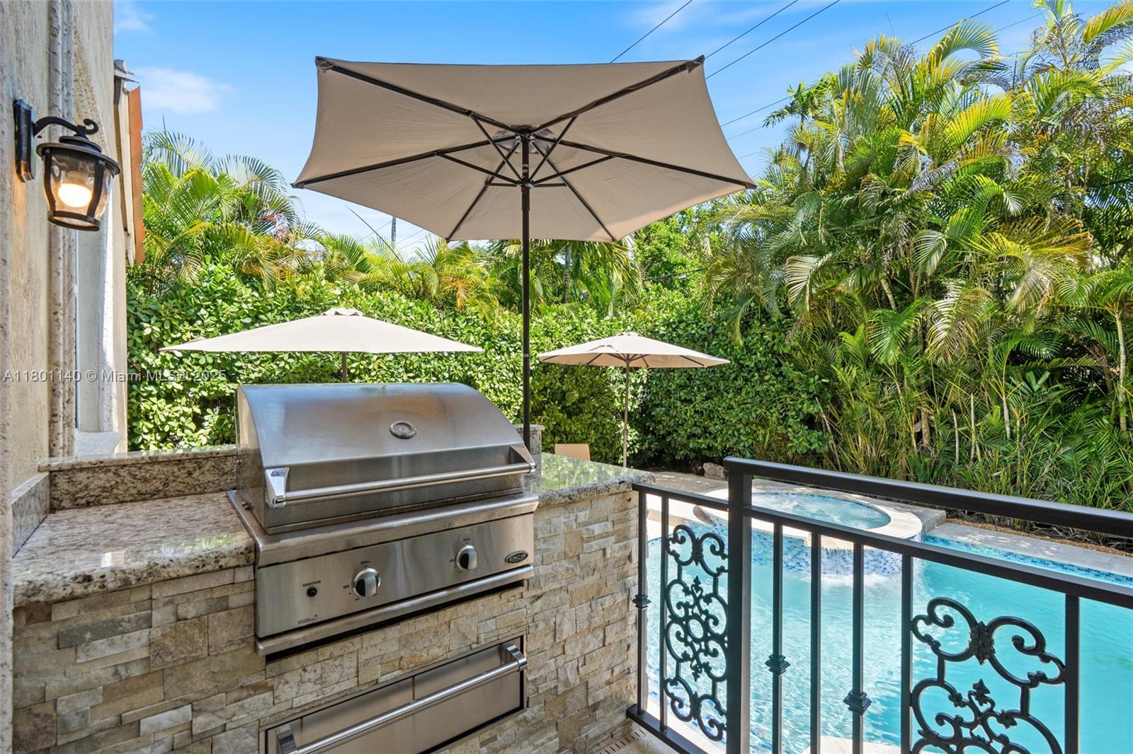 CORAL GABLES COUNTRY CLUB - Residential