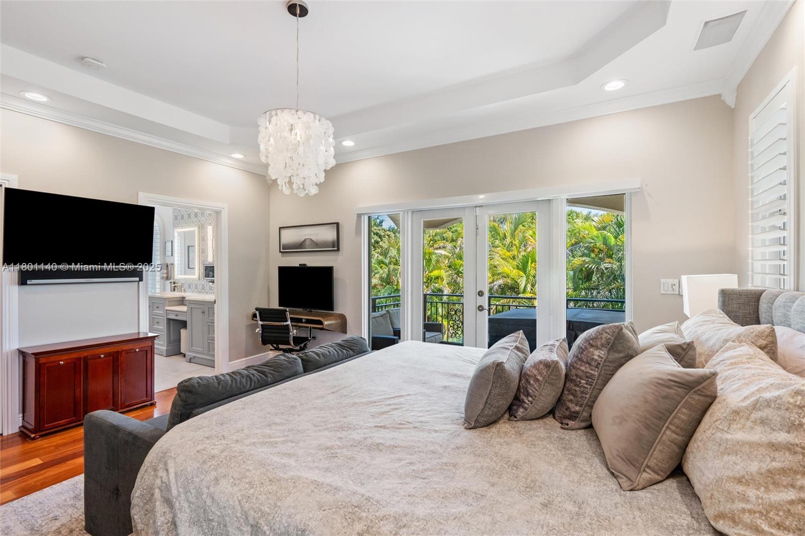 CORAL GABLES COUNTRY CLUB - Residential