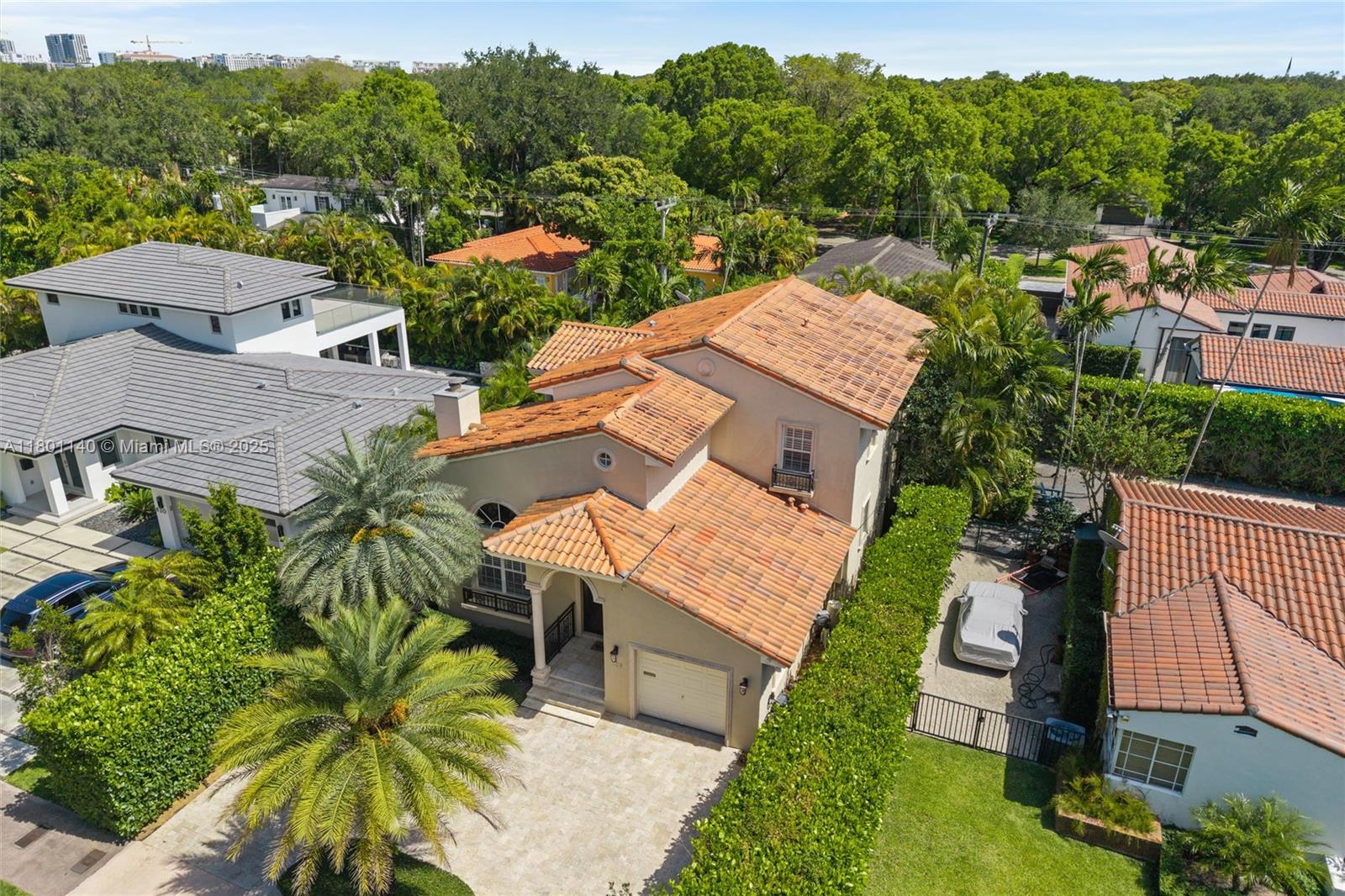 CORAL GABLES COUNTRY CLUB - Residential