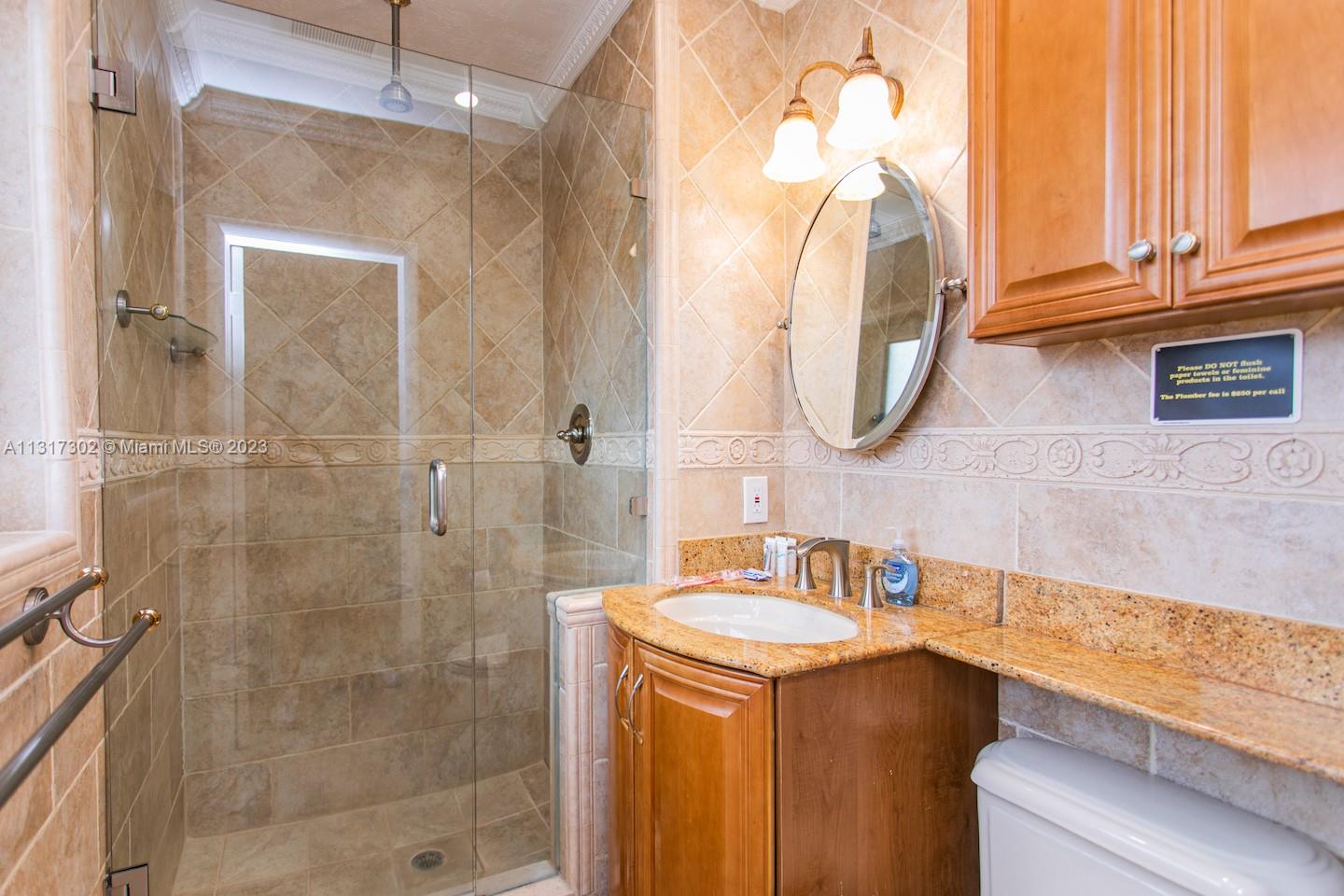 HOLLYWOOD LAKES SECTION - Residential Lease