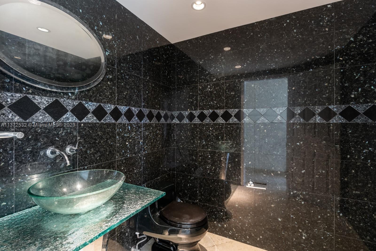 RIVER BAY PARK ADDN - Residential