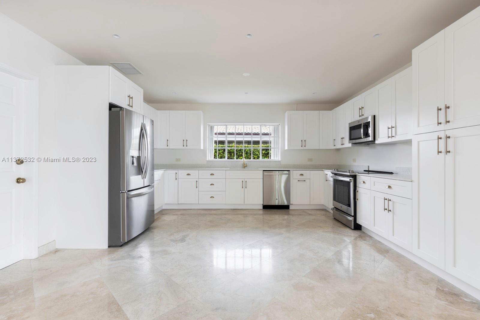 RIVER BAY PARK ADDN - Residential