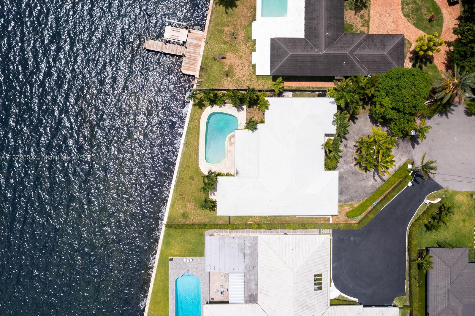 RIVER BAY PARK ADDN - Residential