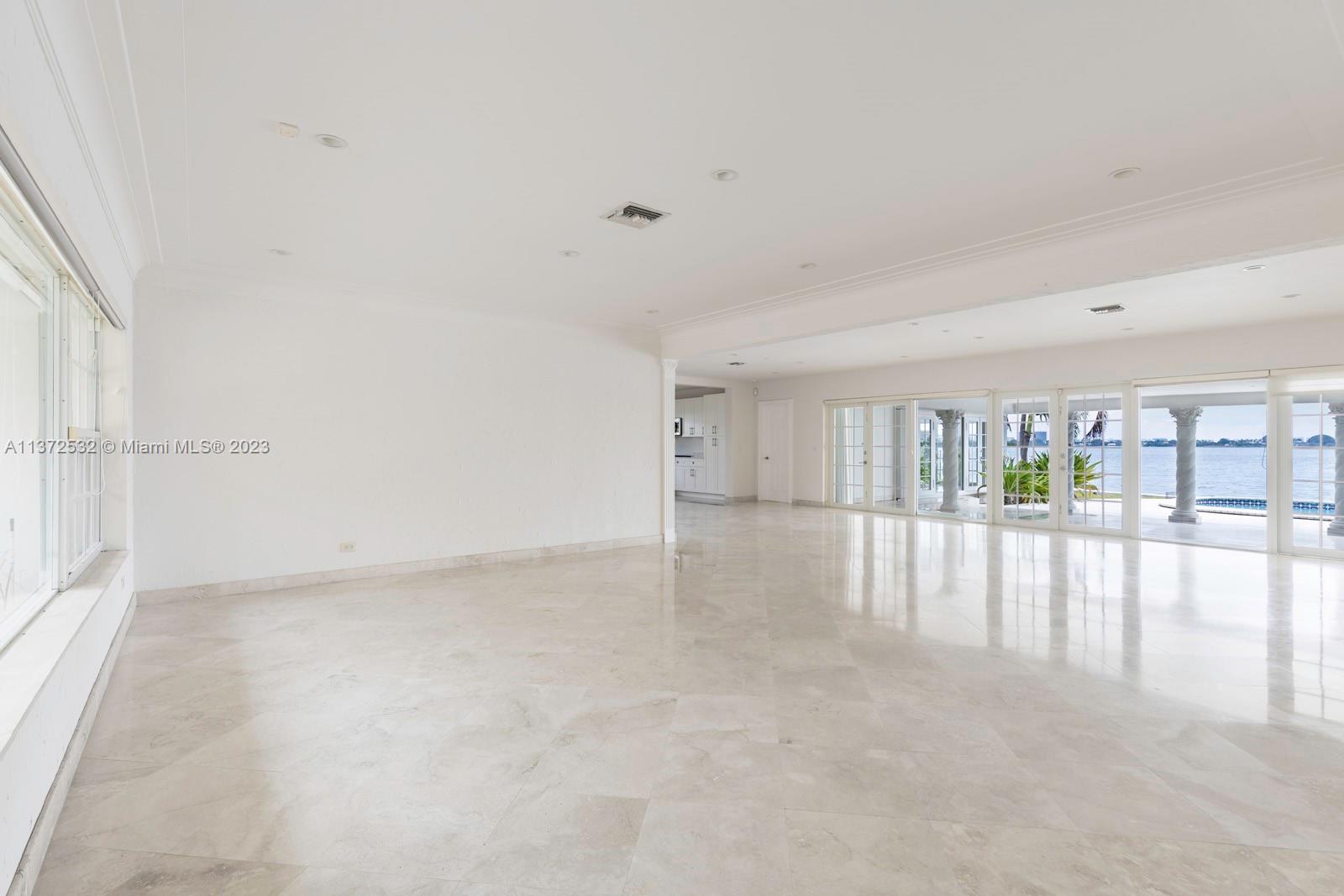 RIVER BAY PARK ADDN - Residential