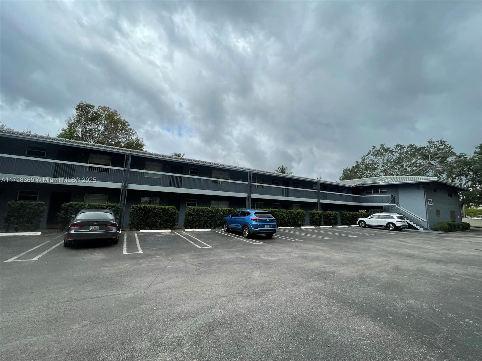 8990 W Sample Rd 206, Coral Springs, Broward County, Florida - 2 Bedrooms  
2 Bathrooms - 
