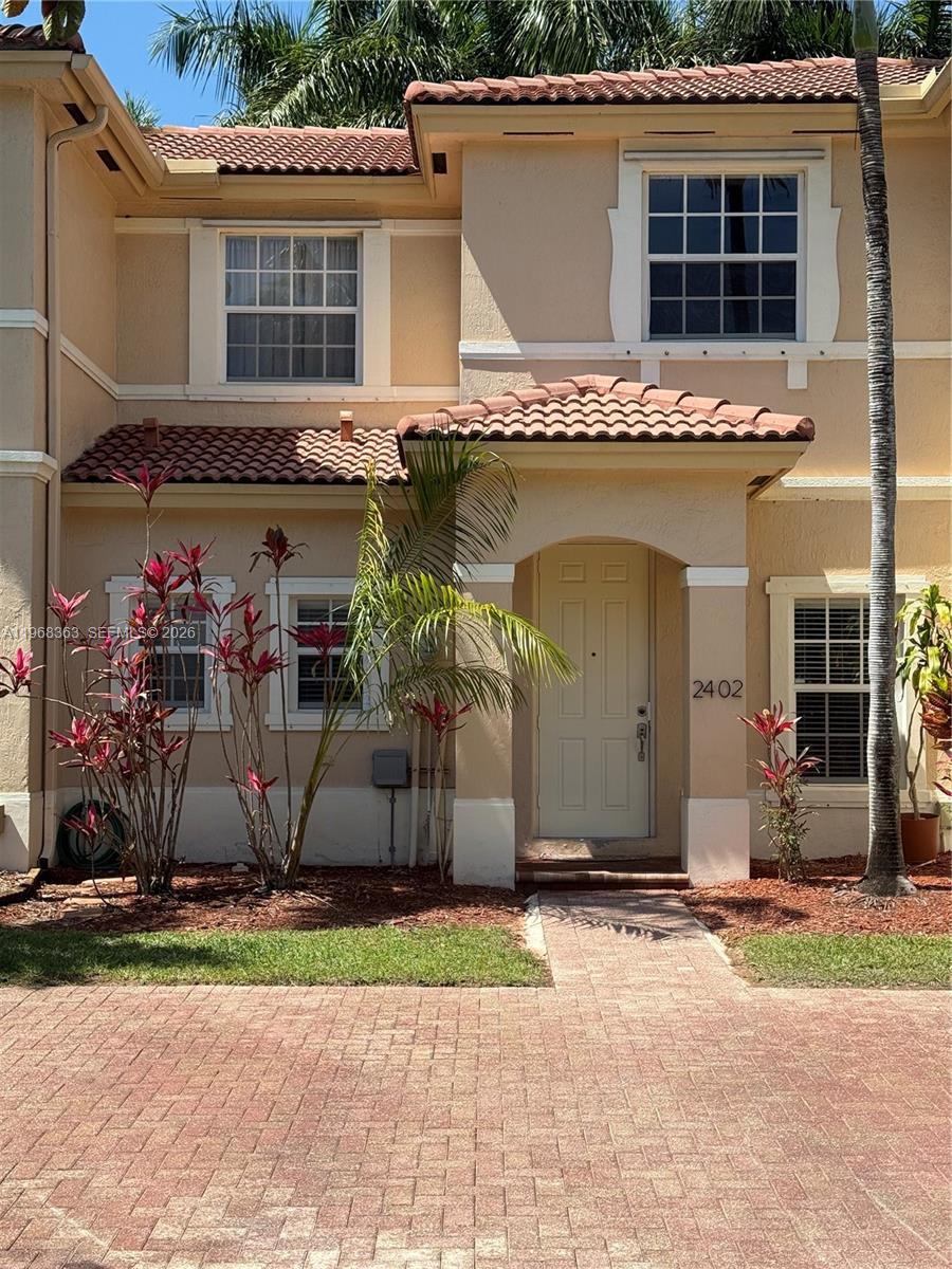 FLORIDIAN ISLES - Residential