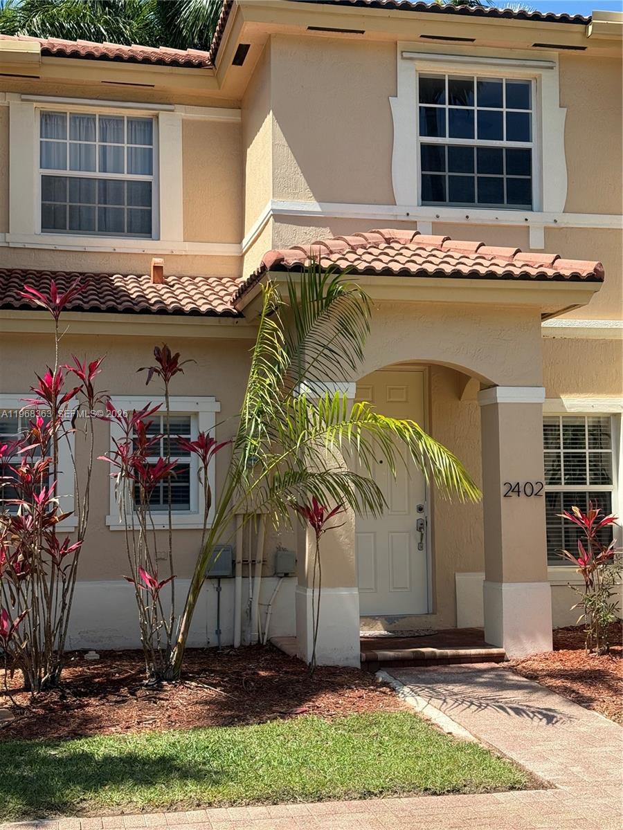 FLORIDIAN ISLES - Residential