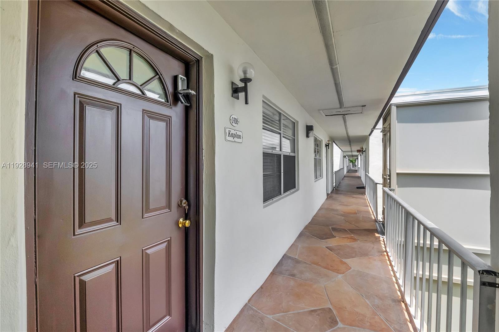 KINGS POINT NORMANDY COND - Residential Lease