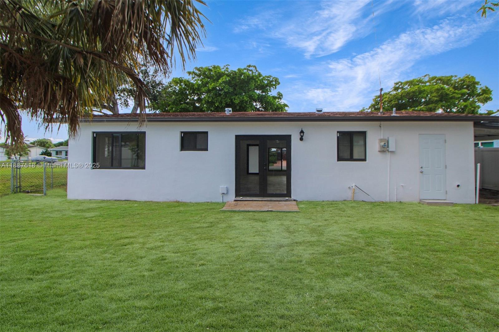 GOLDEN HEIGHTS HOMES - Residential