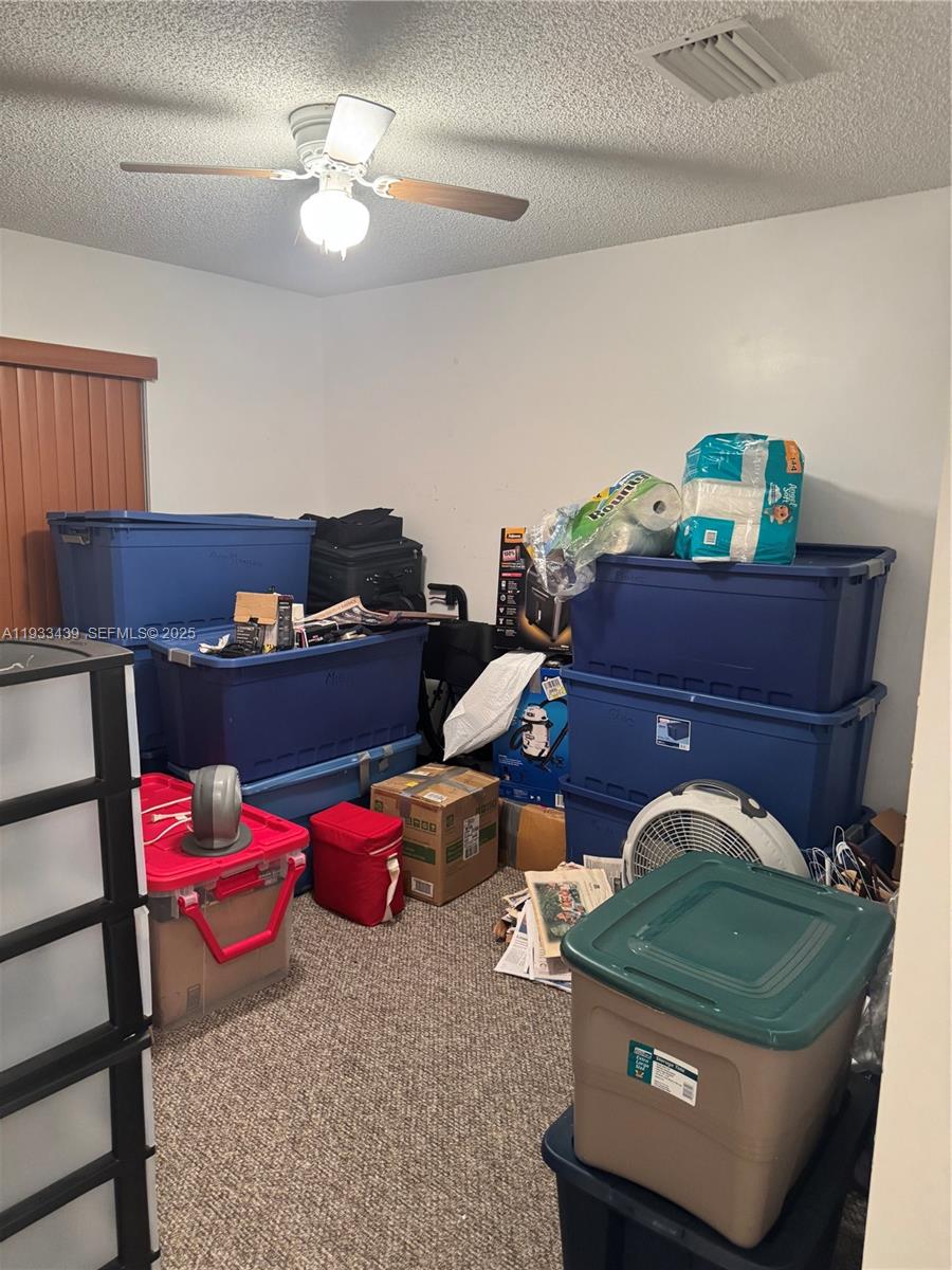 LESLIE ESTATES SEC SIX - Residential