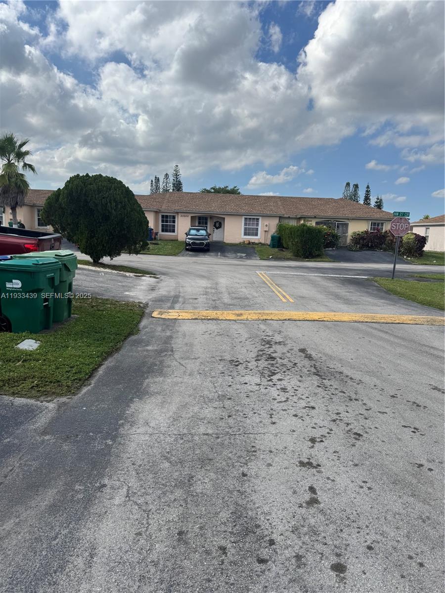 LESLIE ESTATES SEC SIX - Residential