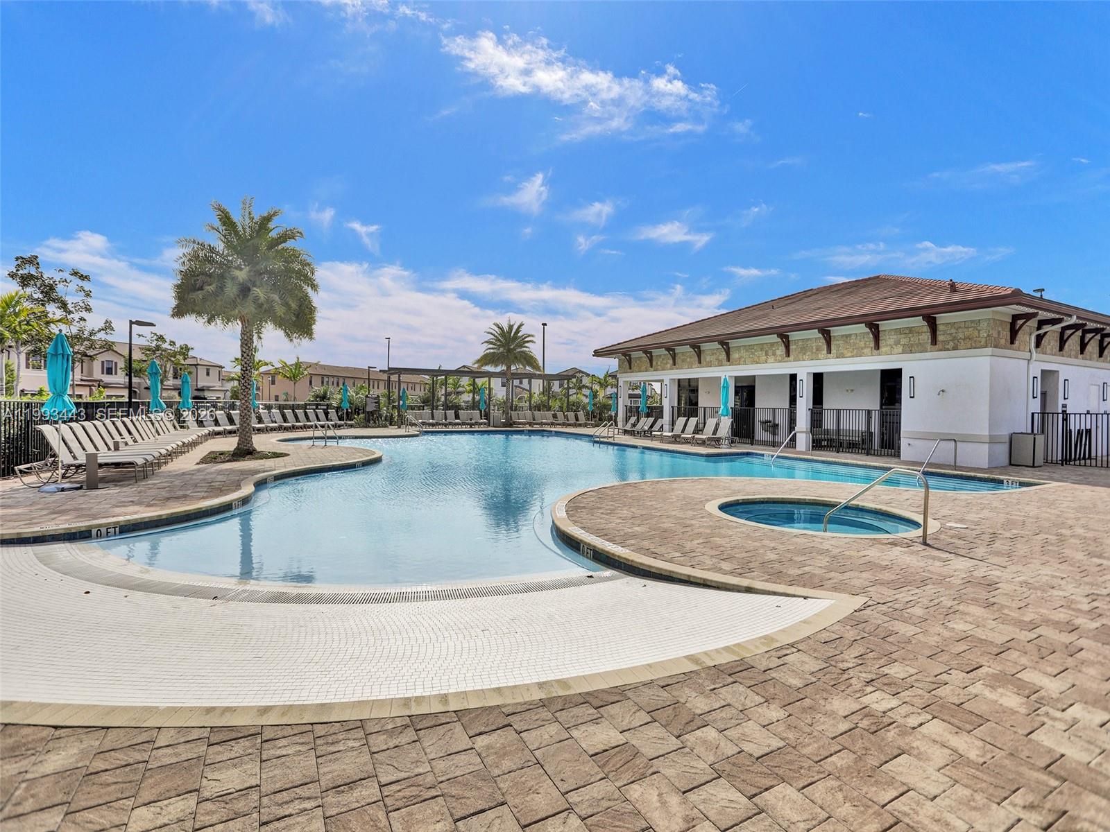 AQUABELLA NORTH - Residential Lease