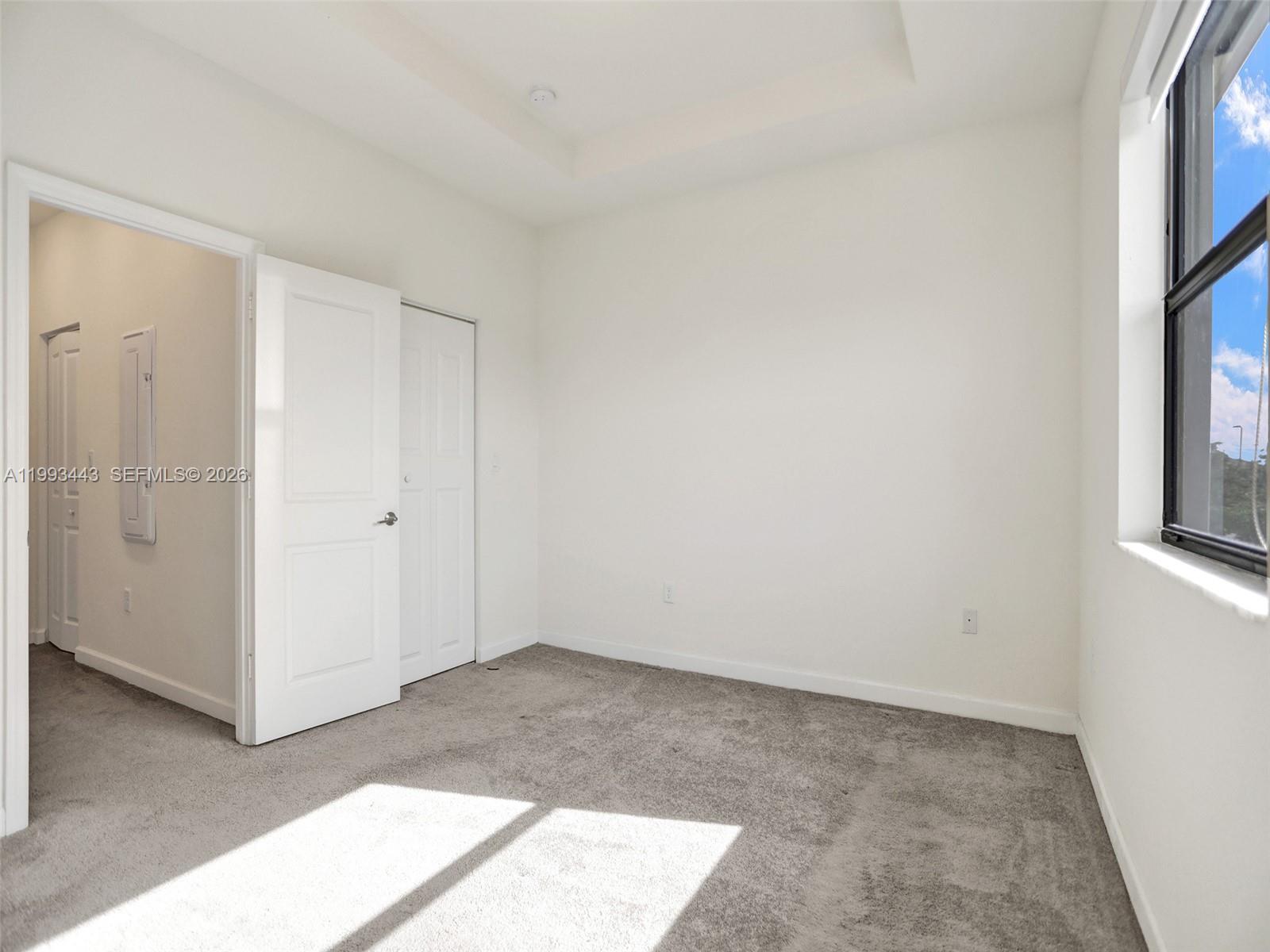AQUABELLA NORTH - Residential Lease