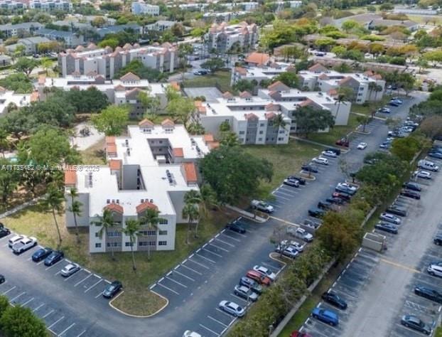 Mirasssou Condo have a reserves. Remodeled unit. Easy to showing